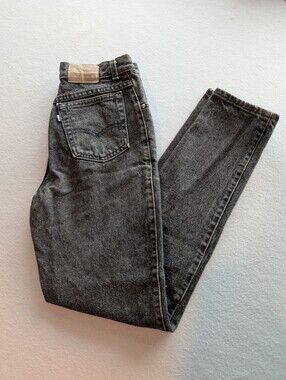 Rare 1980s Vintage Levi's 900 Series Women's Black Denim Jeans Tapered High Rise